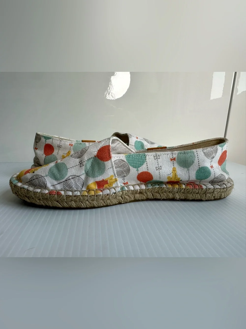 Disney X Ubuntu Espadrilles Winnie The Pooh Size 8.5